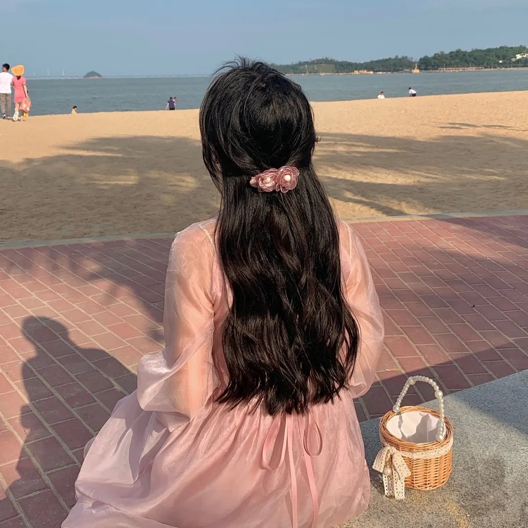 搏击傲娇小女生